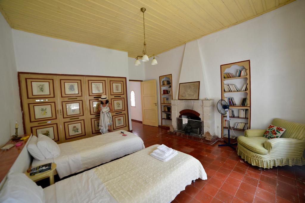 The Villa Averoff Κήρινθος Δωμάτιο φωτογραφία